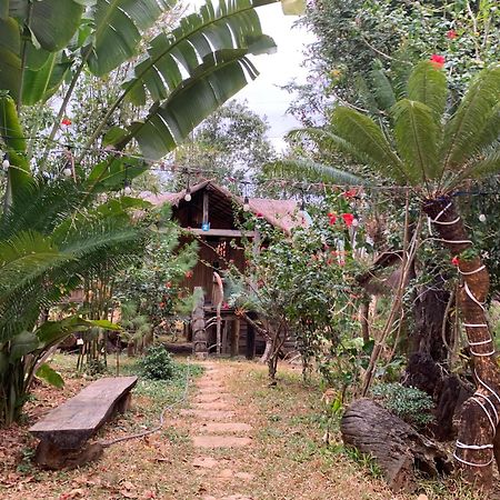 Khu Du Lich Sinh Thai, Nghi Duong Homestay Hoang Anh - Kon Xom Luh Tỉnh Kontum 외부 사진