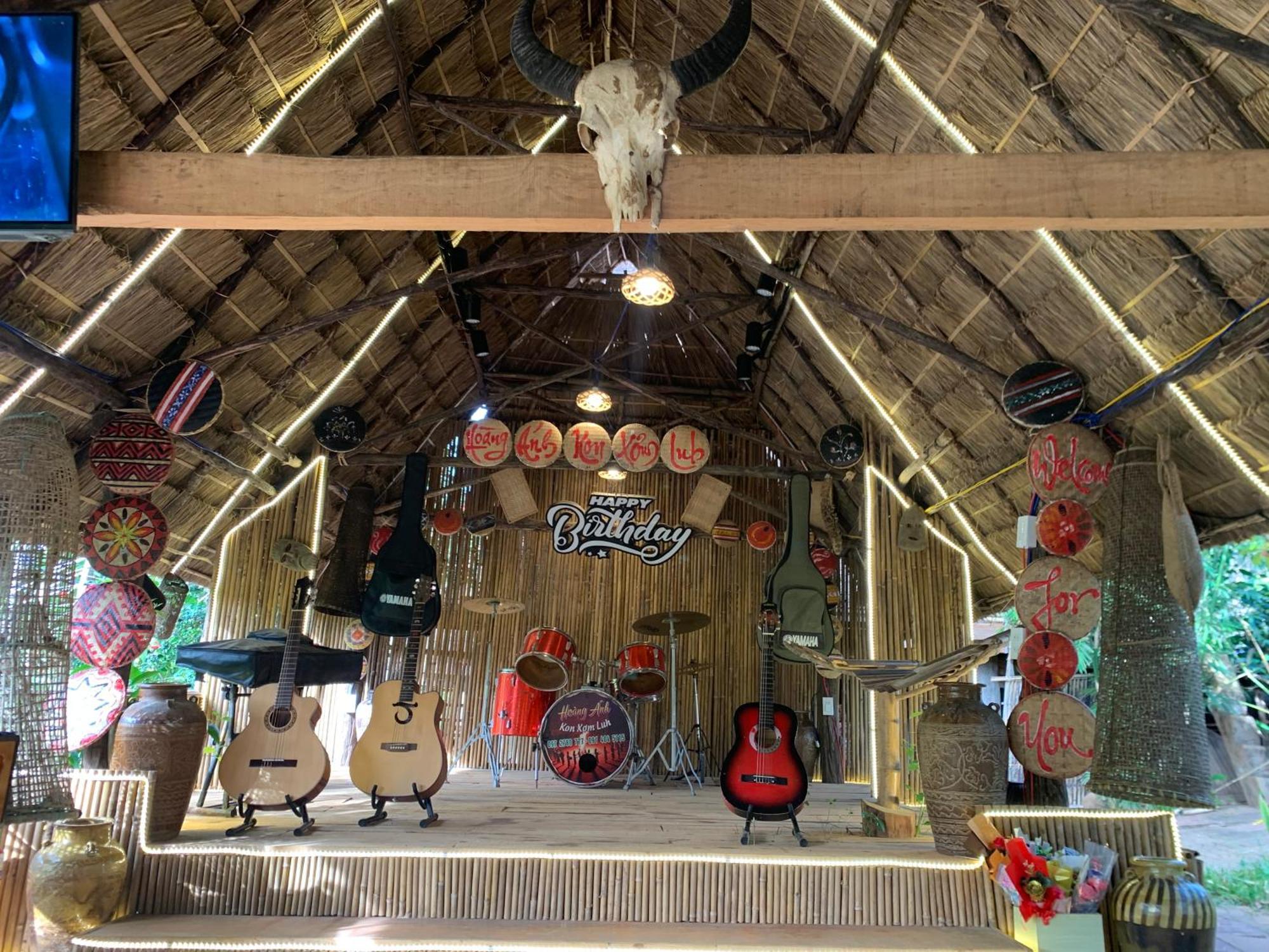 Khu Du Lich Sinh Thai, Nghi Duong Homestay Hoang Anh - Kon Xom Luh Tỉnh Kontum 외부 사진